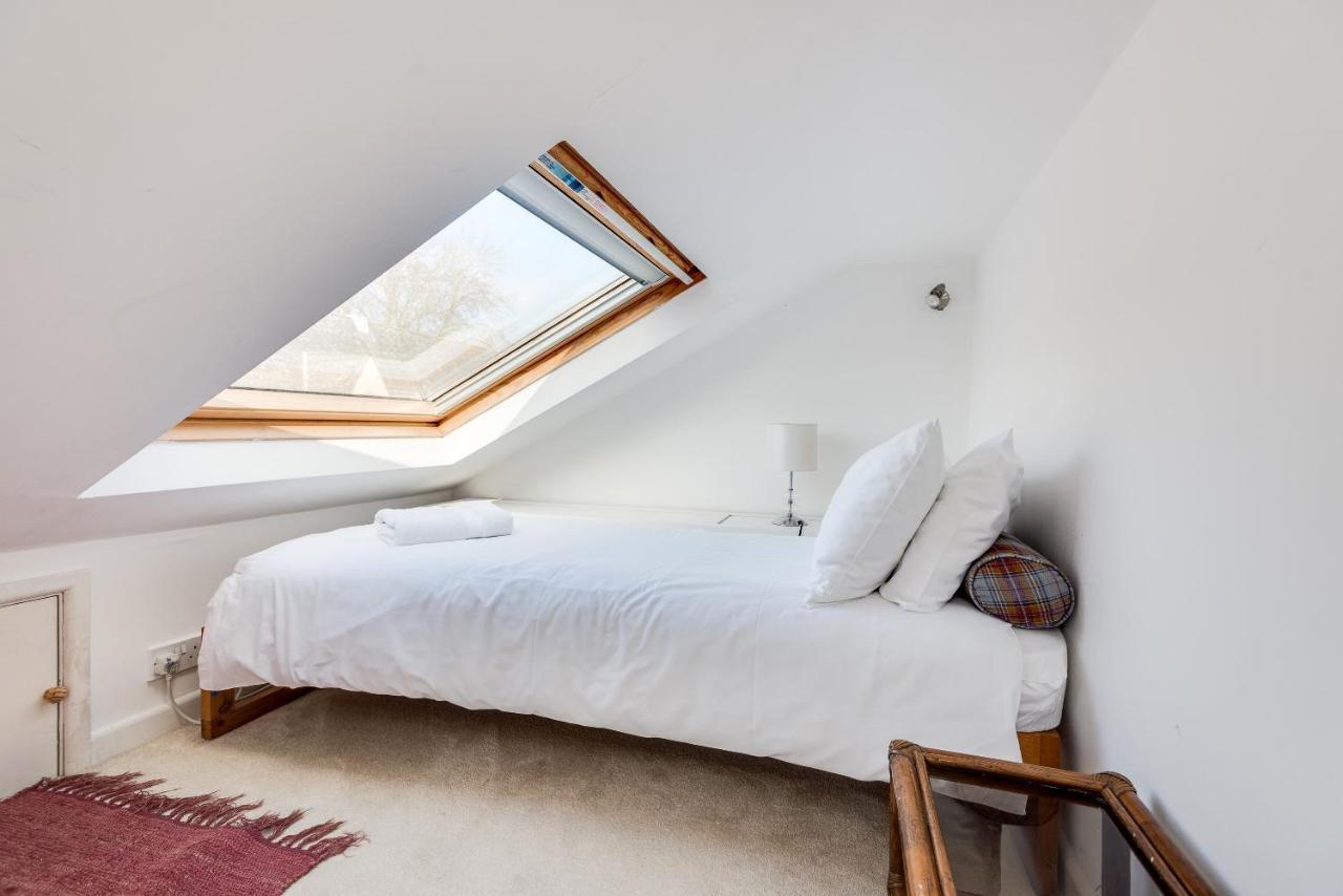 Characterful & Cosy Jericho House *